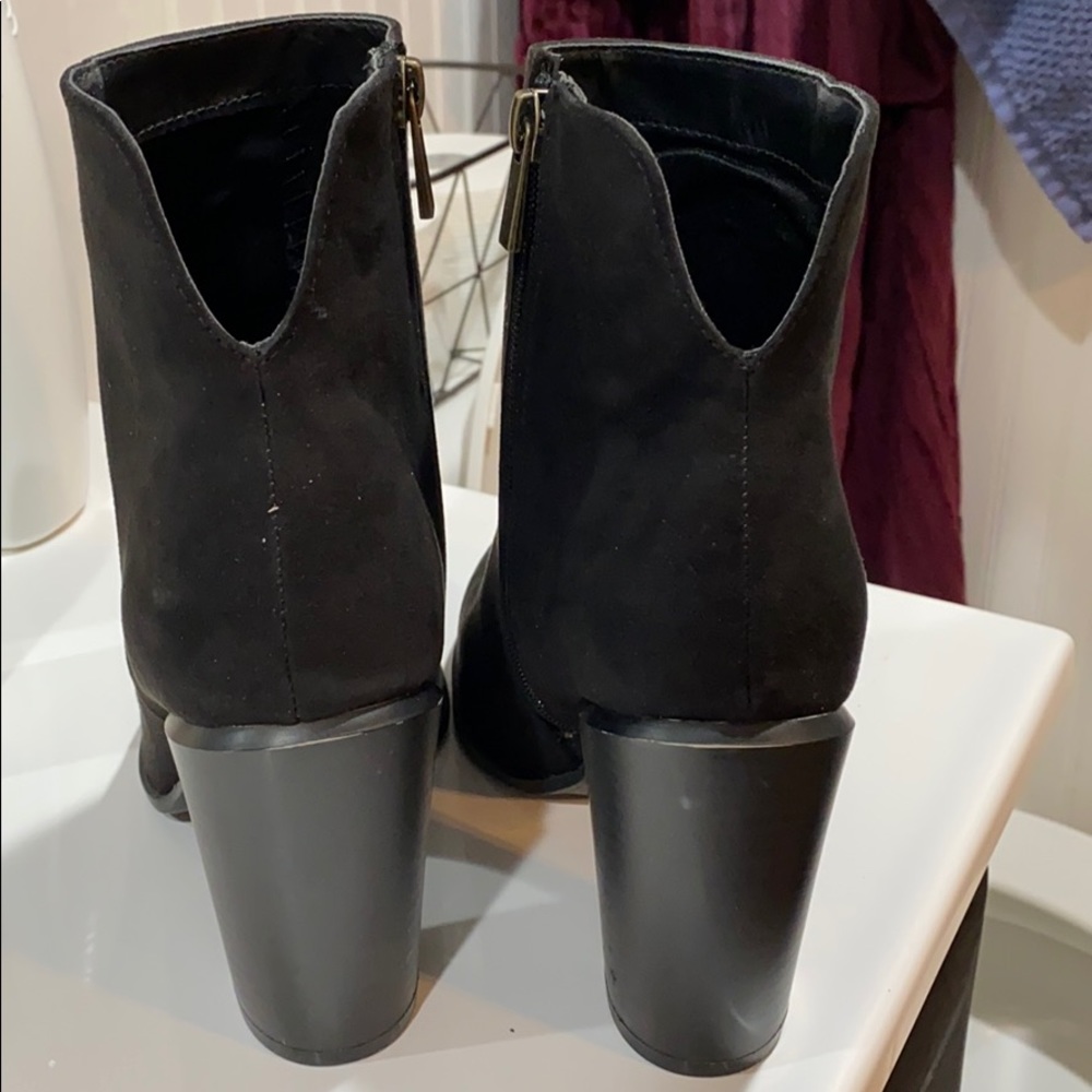 Black heeled booties